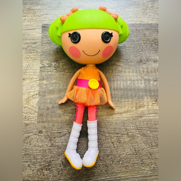 Lalaloopsy “Dyna Might” (Full size doll) - Picture 1 of 4